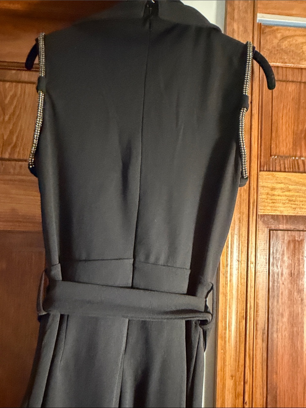 Sleeveless Black Belted Wide-Leg Jumpsuit - Picture 4 of 6